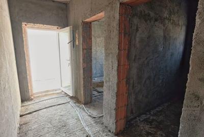 Casă cu 3 camere în Ghiroda - 1