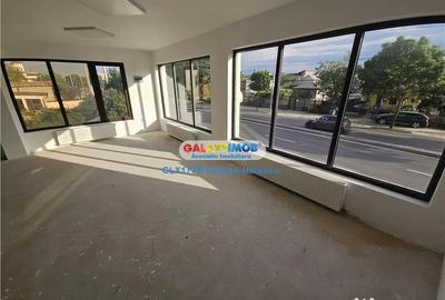 Spațiu comercial, de 550 mp, în Central