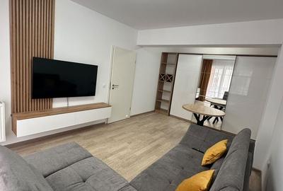 Apartament cu 2 camere decomandat în Exterior Vest