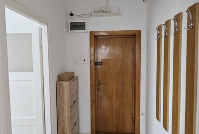 Apartament cu 3 camere decomandat în Central - 1