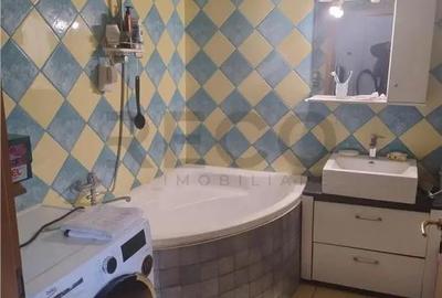 Casă cu 4 camere cu Teren 165 Mp în Central - 9