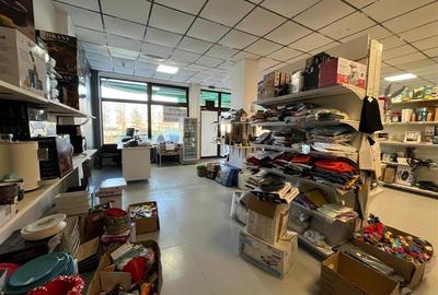 Spațiu comercial, de 150 mp, în Central - 7