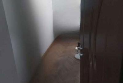 Apartament cu 2 camere decomandat în Războieni