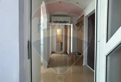 De vanzare apartament 3 camere, MB 20 Slobozia IL - 7