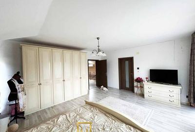 Casa de Vanzare Arad, Poltutra - 12