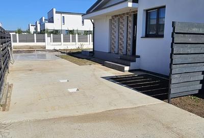 Casă cu 3 camere cu Teren 250 Mp în Tunari - 20