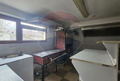 Casă cu 9 camere cu Teren 335 Mp în Valea Cerbului - 24