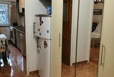 Garsonieră decomandată, mobilată în Tei - 6