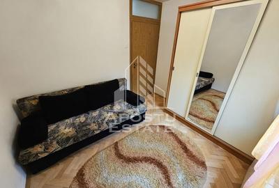 Apartament 4 camere,  decomandat, 2 bai, Zona Complex Studentesc