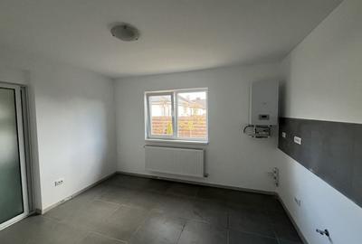 Glina stadion casa parter 4 camere - 9