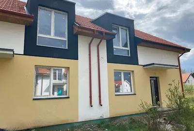 Casă cu 4 camere cu Teren 400 Mp în Fratelia - 3