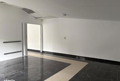 Spațiu comercial, de 55 mp, în Decebal - 6