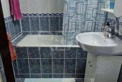 3 camere, decomandat, et 3/13, 80 mp-Bdul Iuliu Maniu, Gorjului. - 2