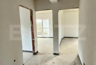 Casă cu 4 camere cu Teren 400 Mp în Luna - 13