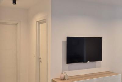 Apartament cu 3 camere decomandat în Titan - 2