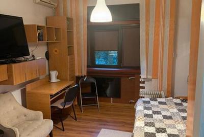 Garsonieră în Romană - 2