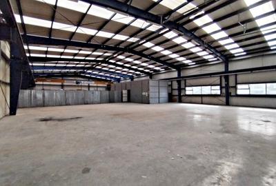 Spațiu industrial, de 853 mp, în Zona Industrială