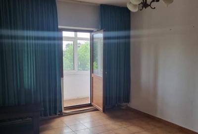APARTAMENT DE VANZARE CU 3 CAMERE LA 5 CALARASI - 4