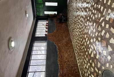 Casă cu 4 camere în Central - 9