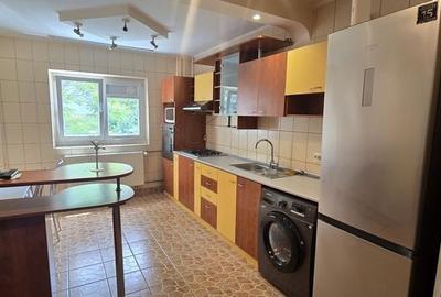 Apartament cu 2 camere semidecomandat în Rahova