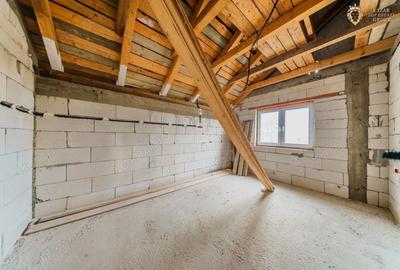 Casă cu 5 camere cu Teren 500 Mp în Horia - 4