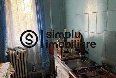 2 semidecomandate, parter, Craiovita - 67 500 Euro - 12