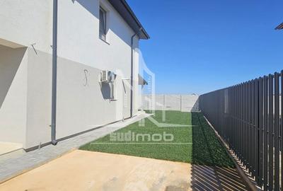 Casă cu 4 camere în Sintești - 2