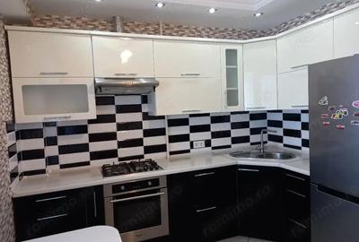 Apartament cu 2 camere decomandat în Central - 2