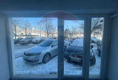 Spațiu comercial, de 28 mp, în Ultracentral - 5