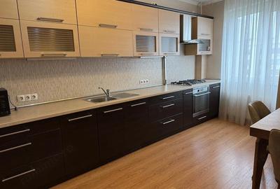 Apartament cu 2 camere decomandat în Theodor Pallady