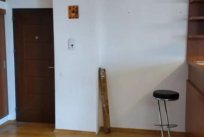 Apartament cu 4 camere, ultracentral, decomandat - 2