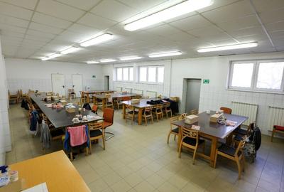 Spațiu industrial, de 2,581 mp, în Central - 8