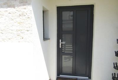 Casă cu 4 camere cu Canalizare în Periferie - 5