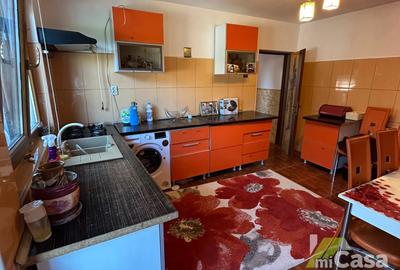 Casă individuală + casă secundară pe teren generos de 850 mp – Smârdan - 9