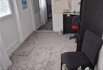 Casă cu 5 camere cu Teren 200 Mp în Central - 2