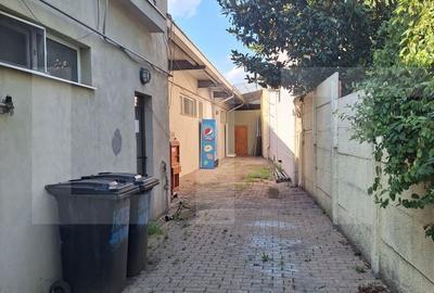 Spațiu comercial, de 400 mp, în Mehala - 2