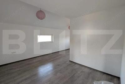 Casă cu Teren 1790 Mp în Bungetu - 2