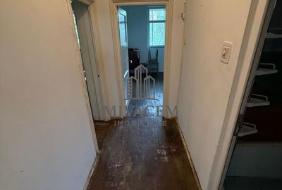 Apartament cu 3 camere în Calea București