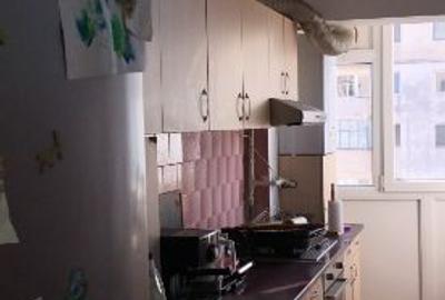 Vand apartament 4camere la et 8 din 10 in Manastur