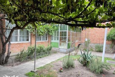 Casă cu 4 camere cu Teren 205 Mp în Central - 6