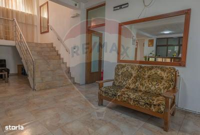 Spațiu comercial, de 3,250 mp, în Central - 10