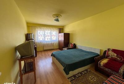 Apartament cu 2 camere decomandat în Lazaret - 1