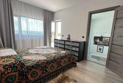 Casă cu 4 camere cu Teren 213 Mp în Cug - 8