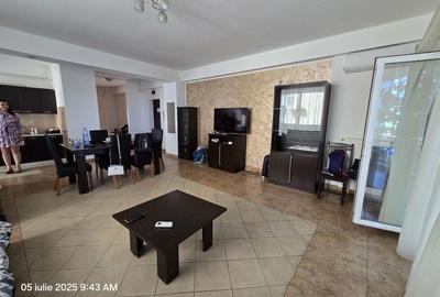 Apartament cu 3 camere decomandat în Central - 2