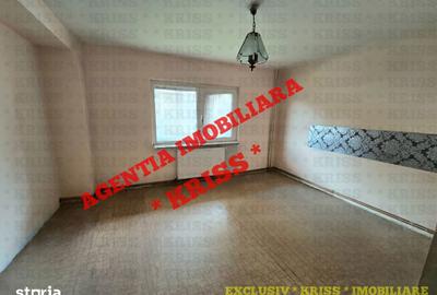 Apartament cu 3 camere decomandat în Central - 9