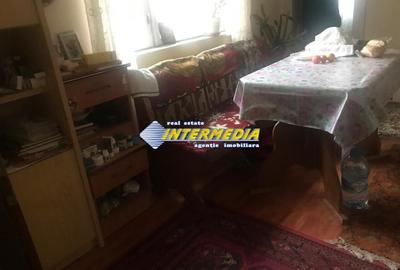 Casă individuală cu 3 camere decomandat cu Canalizare în Central - 6