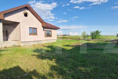 Casă cu 3 camere cu Teren 625 Mp în Șimnicu de Sus - 2
