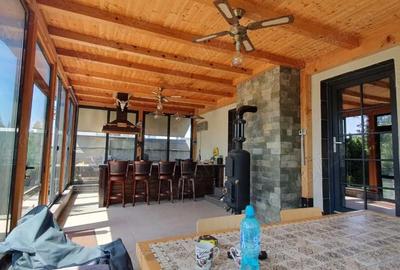 Casă cu 4 camere în Tunari - 7