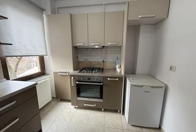 Apartament cu 2 camere semidecomandat, mobilat în Central - 17