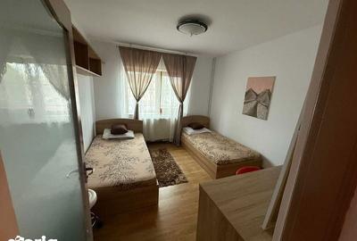 Apartament cu 3 camere în Central - 1